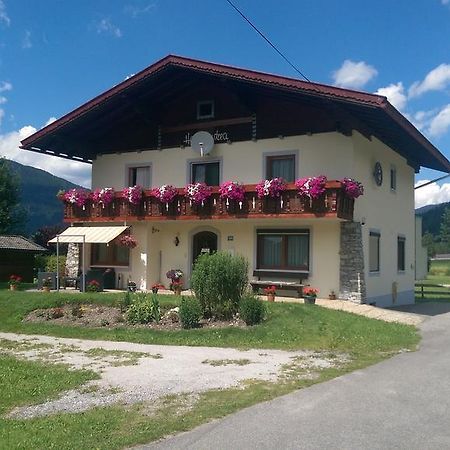 Appartements Haus Andrea Flachau Exteriör bild